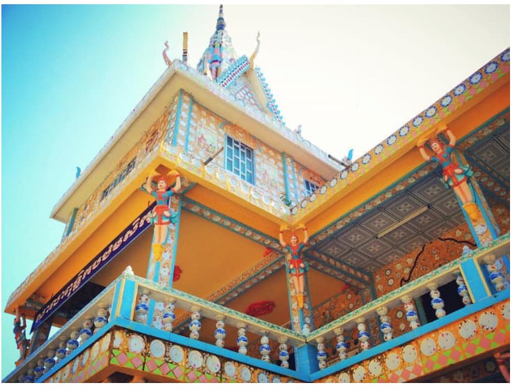 Chùa chén kiểu Sóc Trăng chua chen kieu soc trang