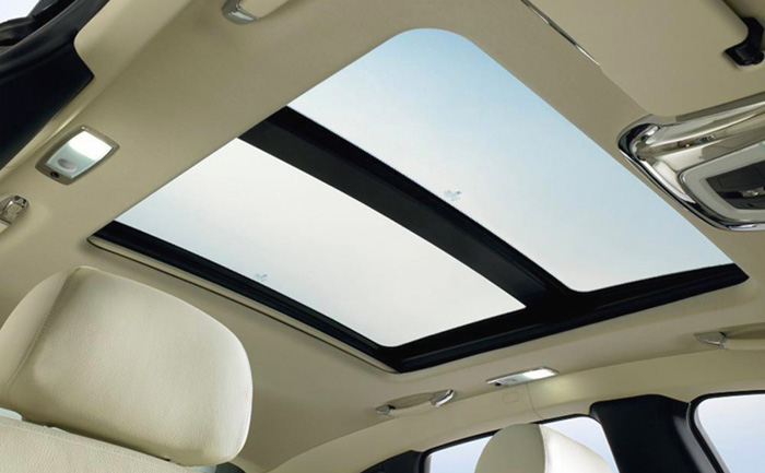 cua so troi panorama