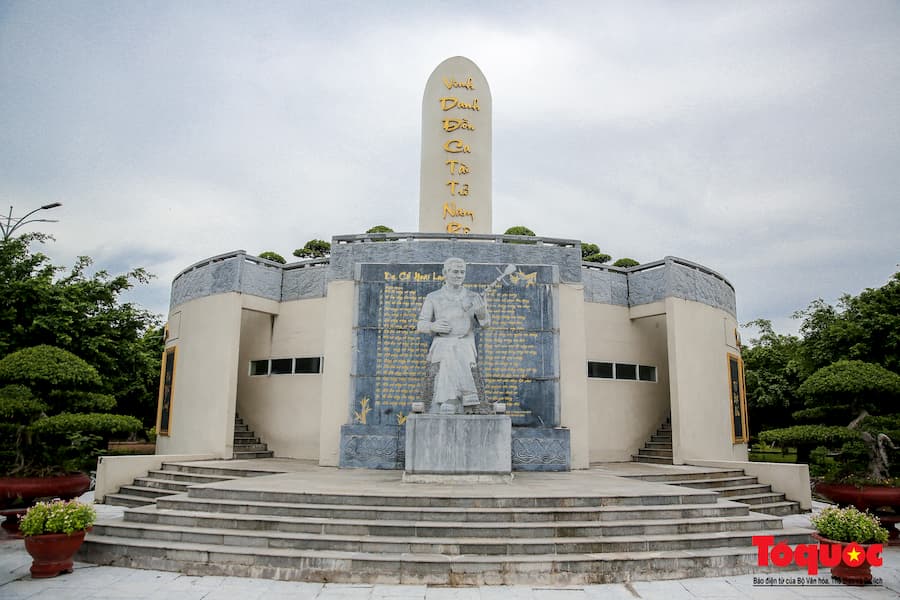 Khu lưu niệm nhạc sĩ Cao Văn Lầu