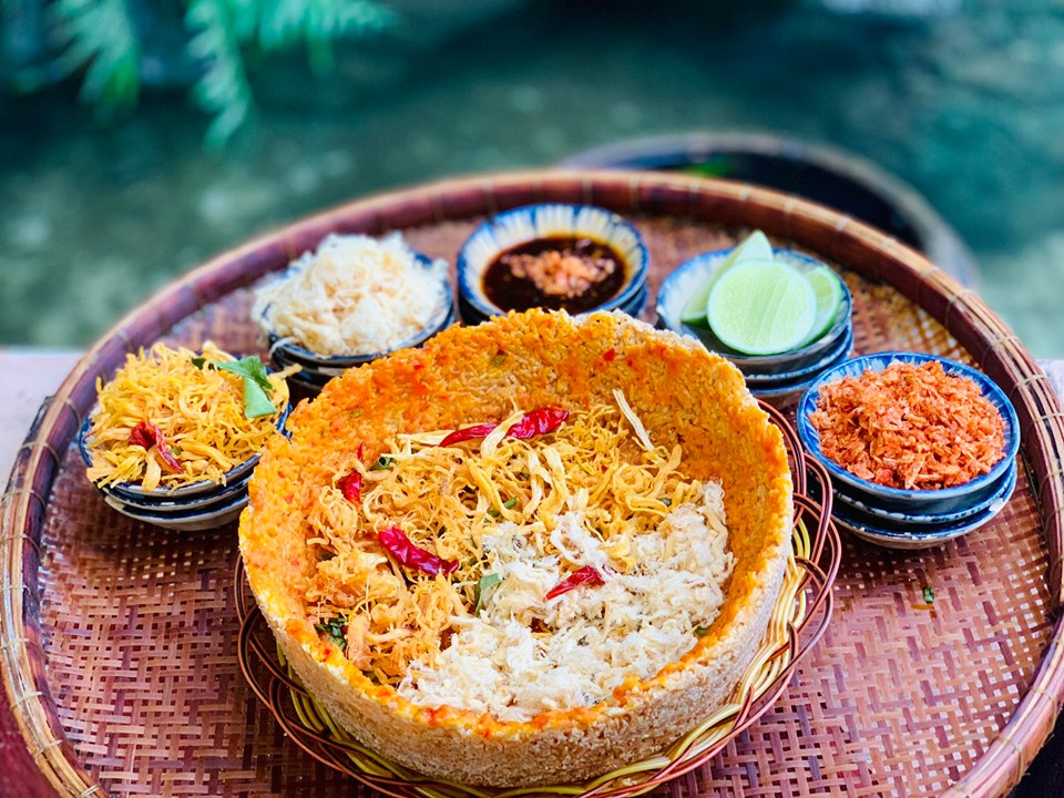 Cơm cháy nồi Campuchia Cơm cháy nồi Campuchia