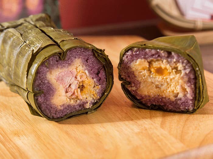 Bánh tét lá cẩm Bánh tét lá cẩm