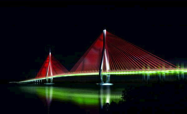 Cầu Cần Thơ về đêm Cầu Cần Thơ về đêm