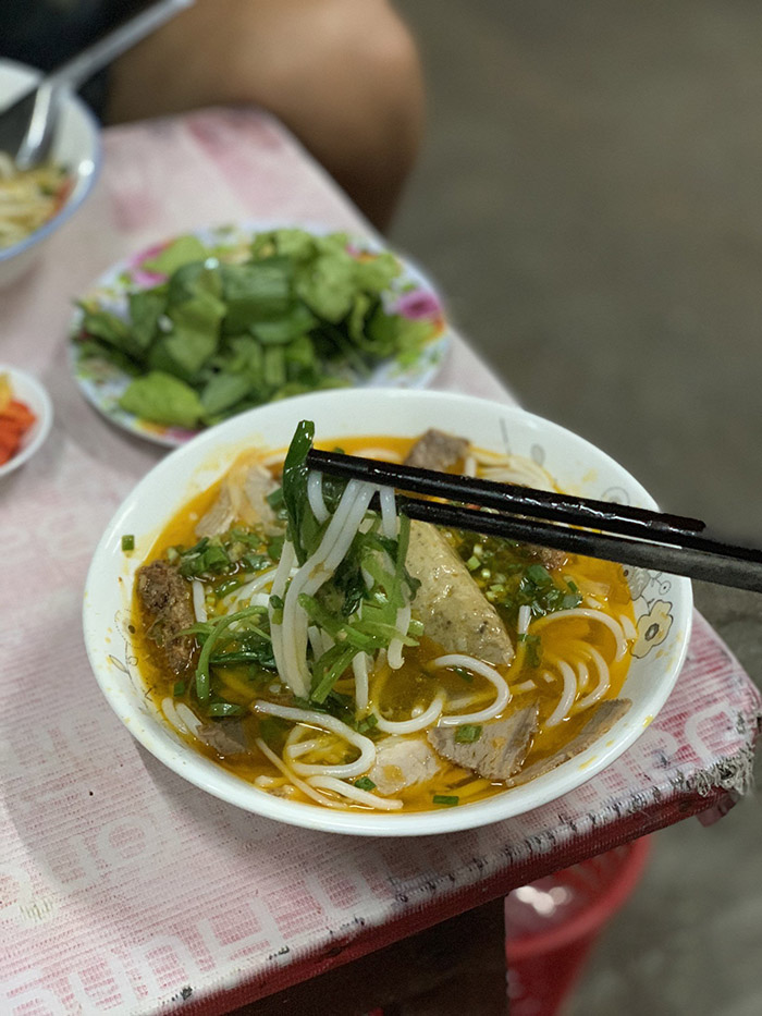 Bún bò hẻm Bún bò hẻm