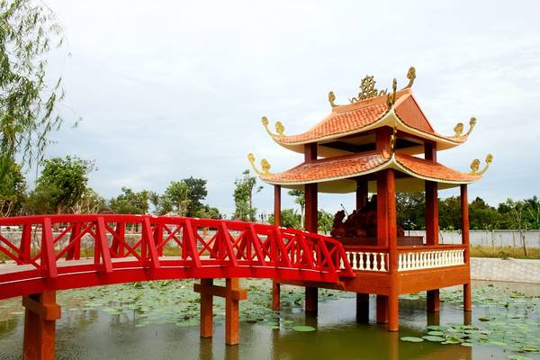 Kiến trúc bên trong Thiền viện trúc lâm Phương Nam Cần Thơ Kiến trúc bên trong Thiền viện trúc lâm Phương Nam Cần Thơ