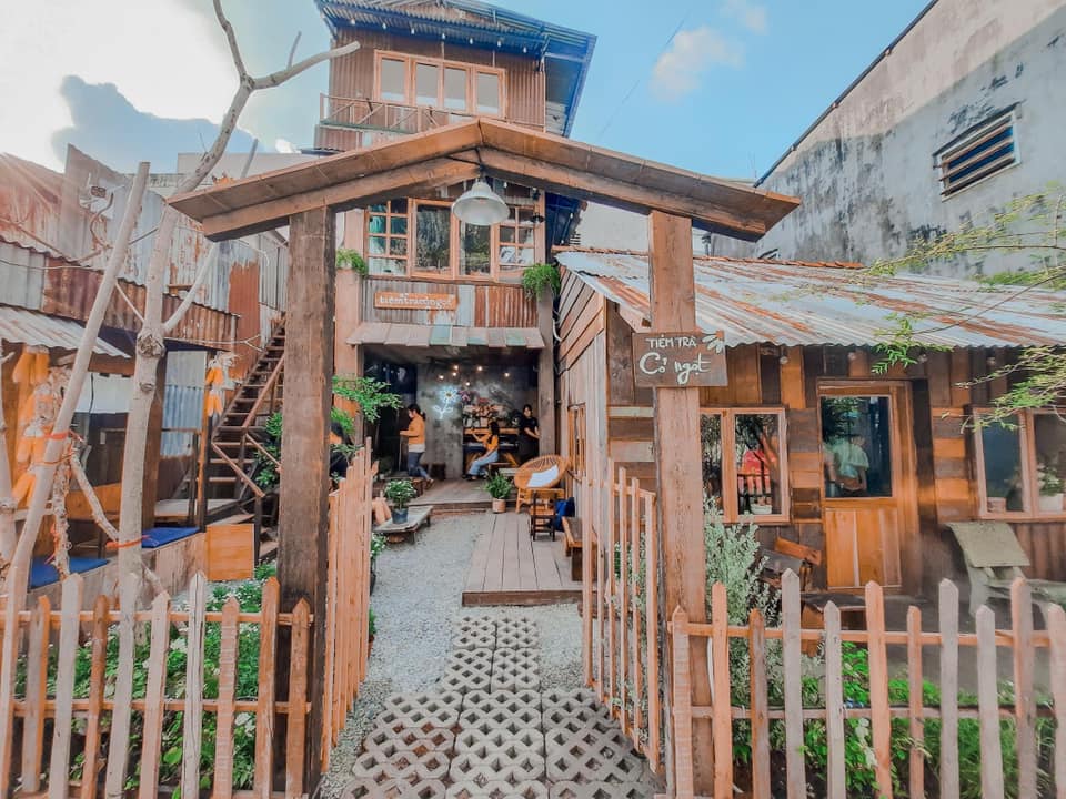 Tiệm trà Cỏ Ngọt - quán cà phê Đà Lạt xinh đẹp giữa lòng Cần Thơ Tiệm trà Cỏ Ngọt - quán cà phê Đà Lạt xinh đẹp giữa lòng Cần Thơ