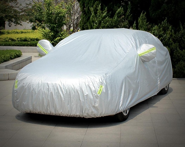 Sử dụng bạt tráng nhôm để phủ xe Sử dụng bạt tráng nhôm để phủ xe