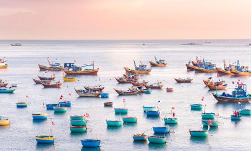 Mũi Né - Thiên đường của biển xanh cát trắng nắng vàng