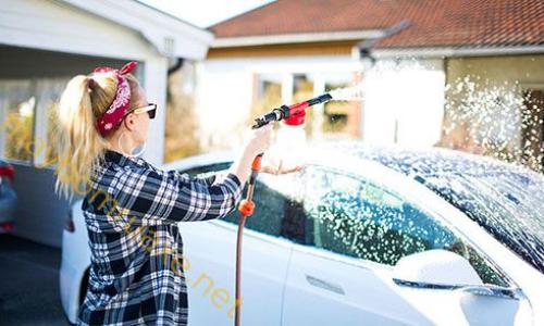 Kinh nghiệm rửa xe ôtô đúng cách tại nhà