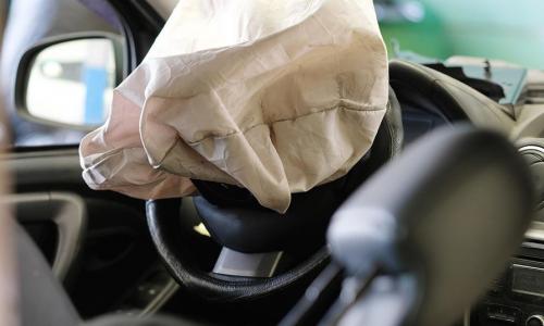 Tính năng an toàn cần thiết trên ôtô